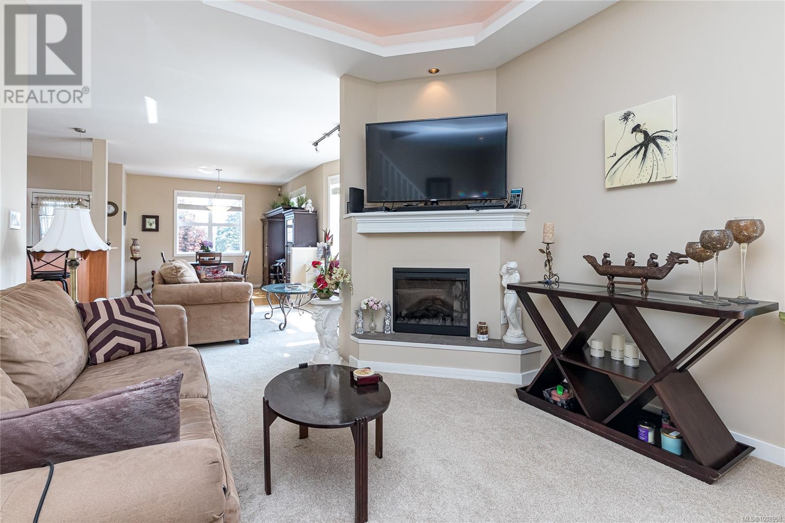 2900 Hipwood Lane