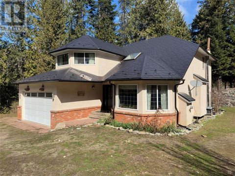 2300 Old Salmo Road Fruitvale BC V0G1L0