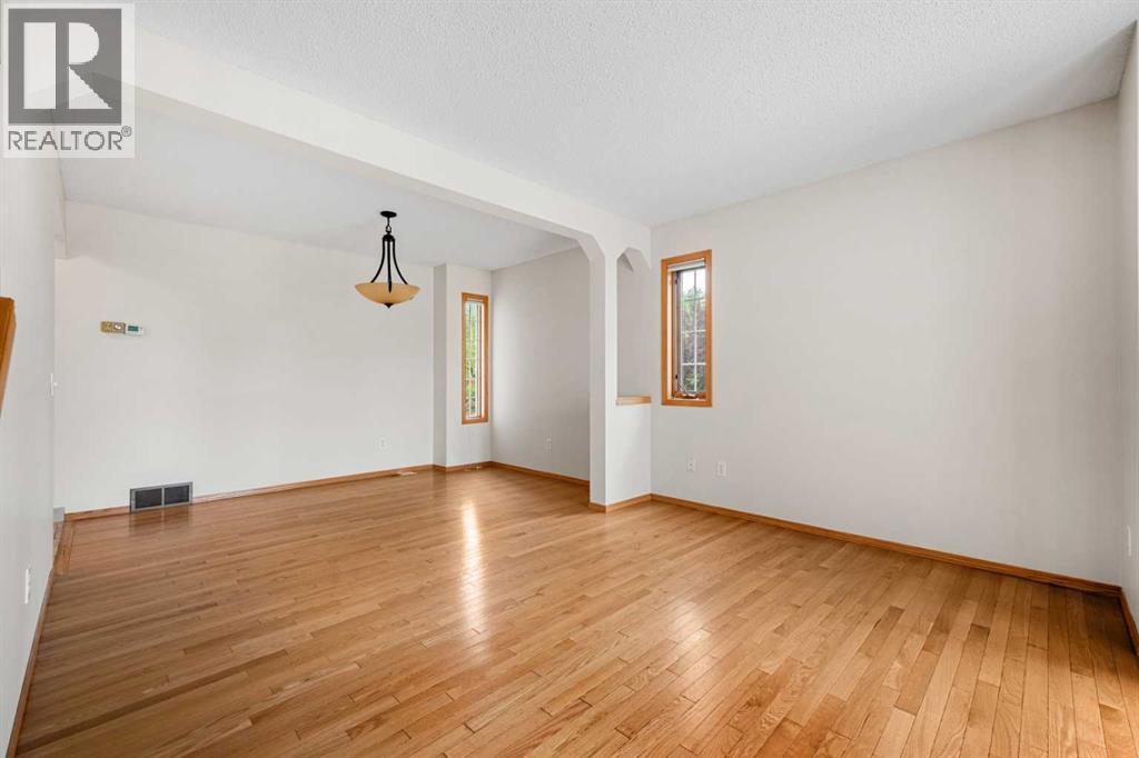 115 Macewan Park Circle