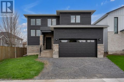 2 PARK CRESCENT Loyalist (Amherstview) ON K7N0C2