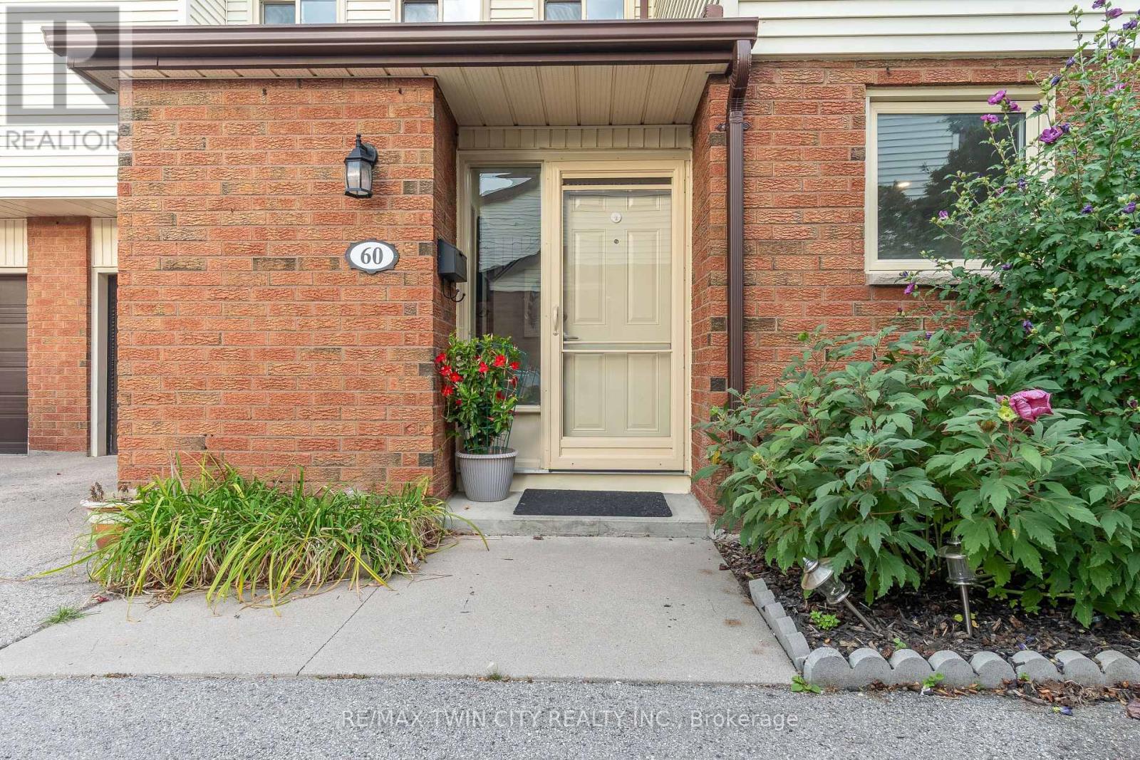 60 - 770 FANSHAWE PARK ROAD E