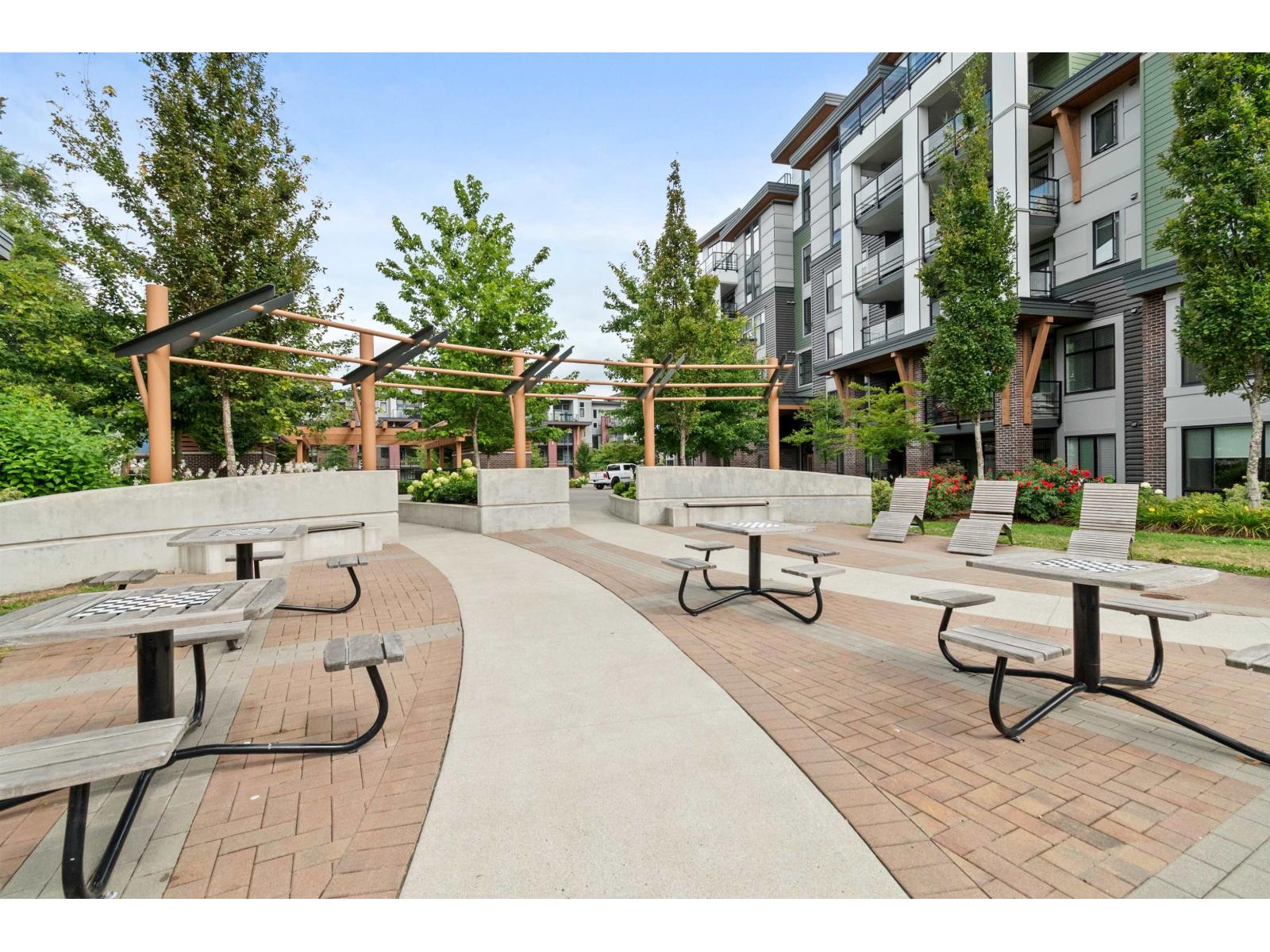 601 45510 MARKET WAY|Garrison Crossing