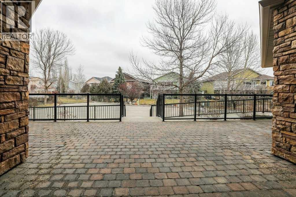 102, 500 7 Street  NW