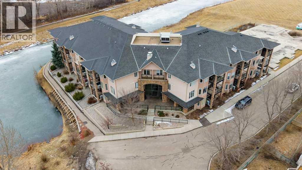 102, 500 7 Street  NW