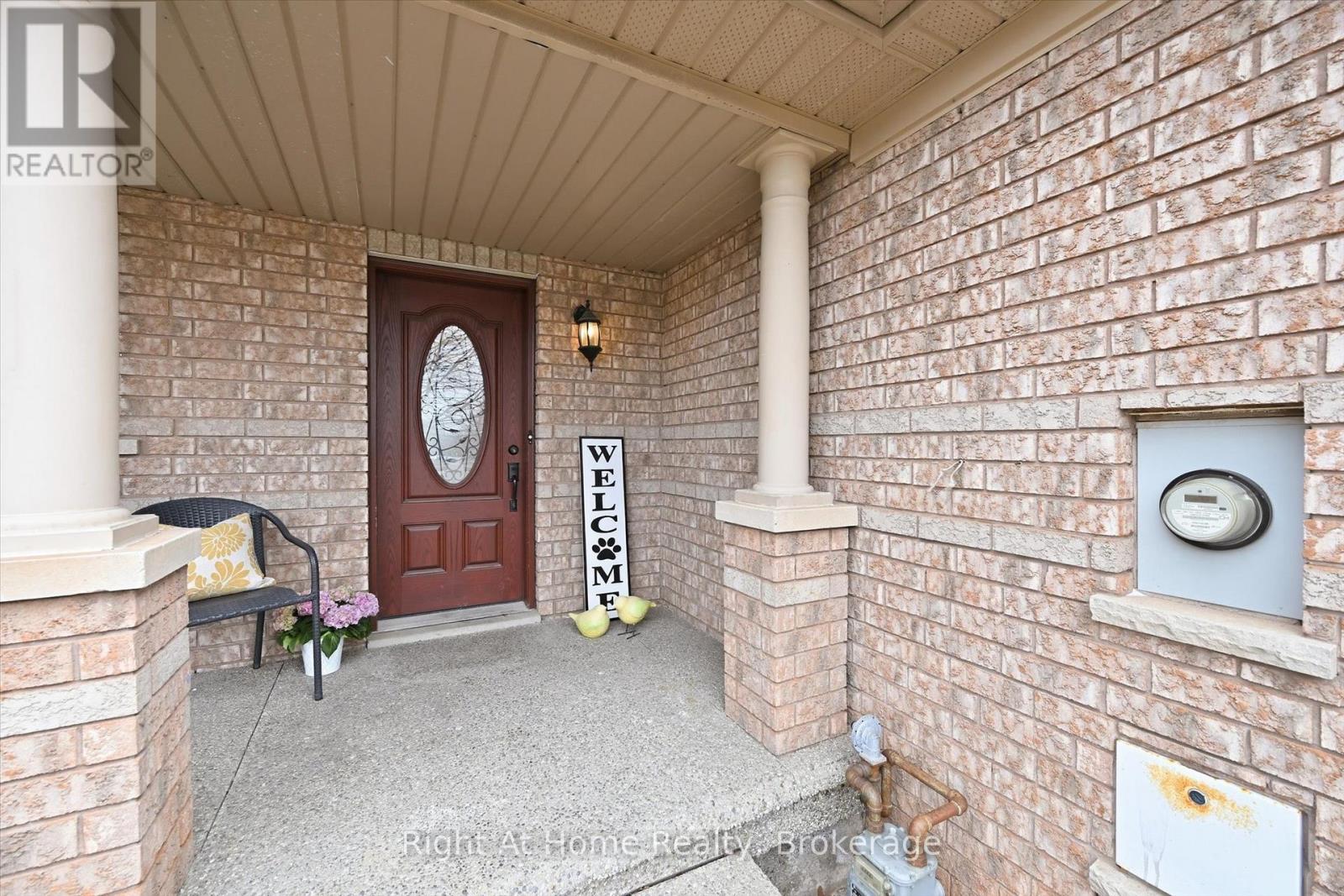 2255 HUMMINGBIRD WAY