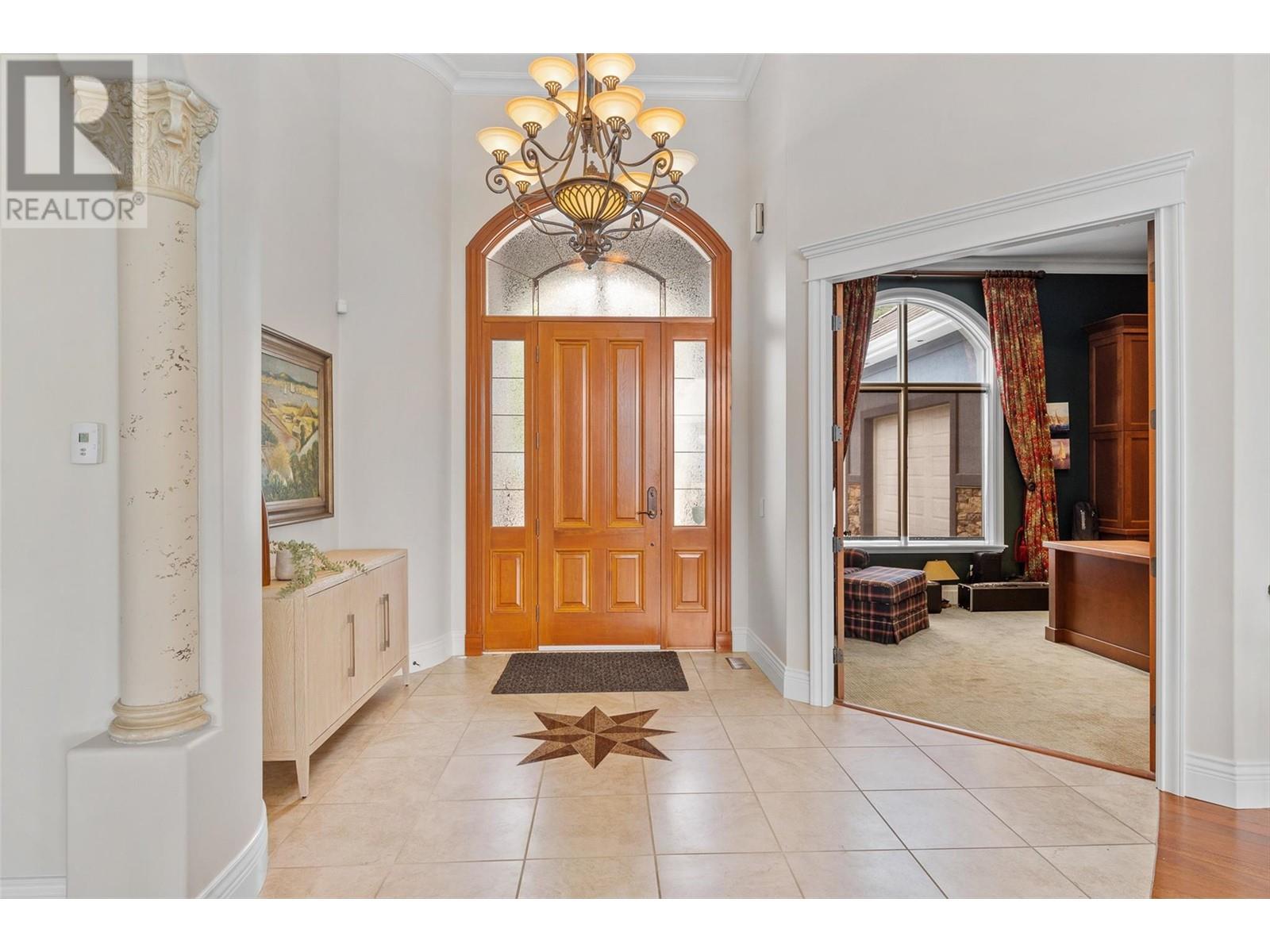 2543 Lucinde Road