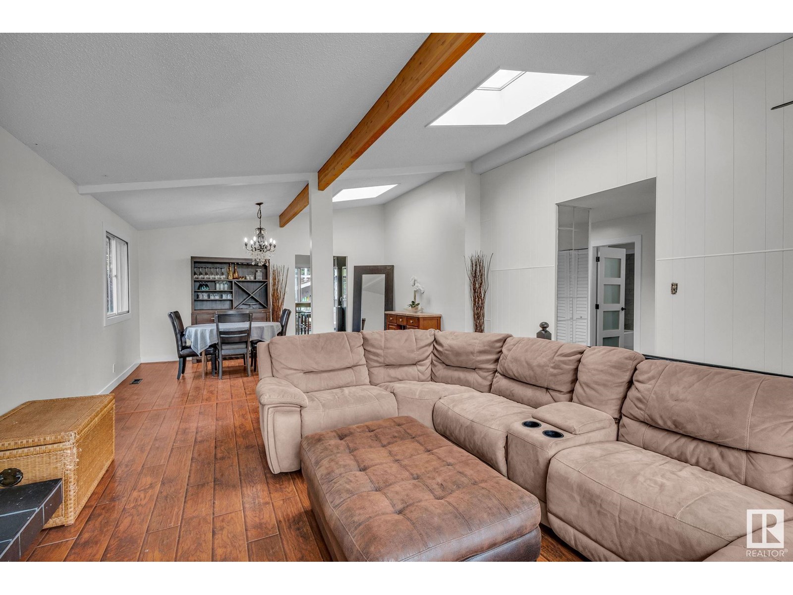11120 171 AV NW