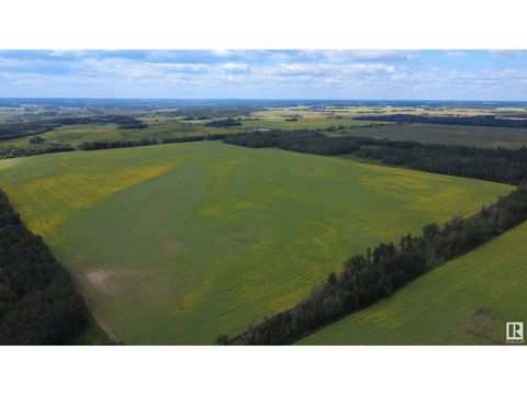 57323 RR212 Rural Sturgeon County AB T0A2W0