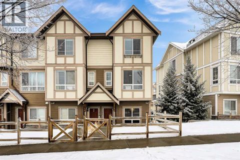 898 Sherwood Boulevard NW Calgary AB T3R0V3