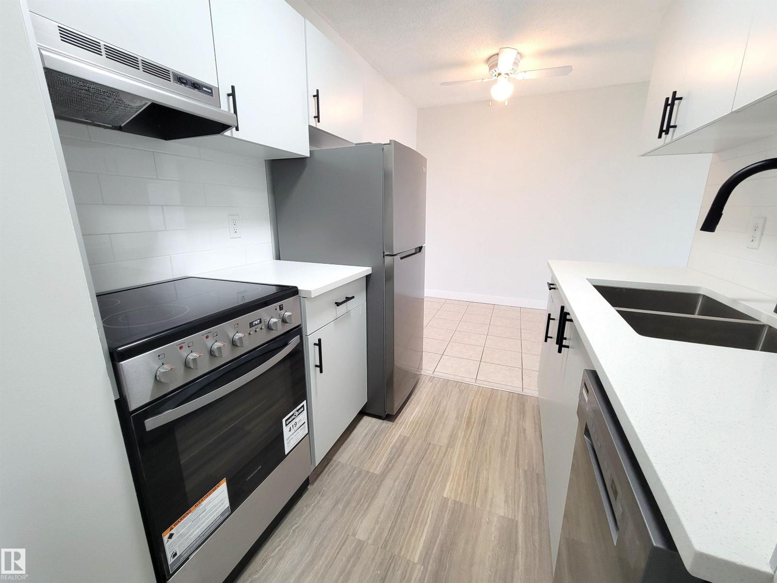 #804 9028 JASPER AV NW