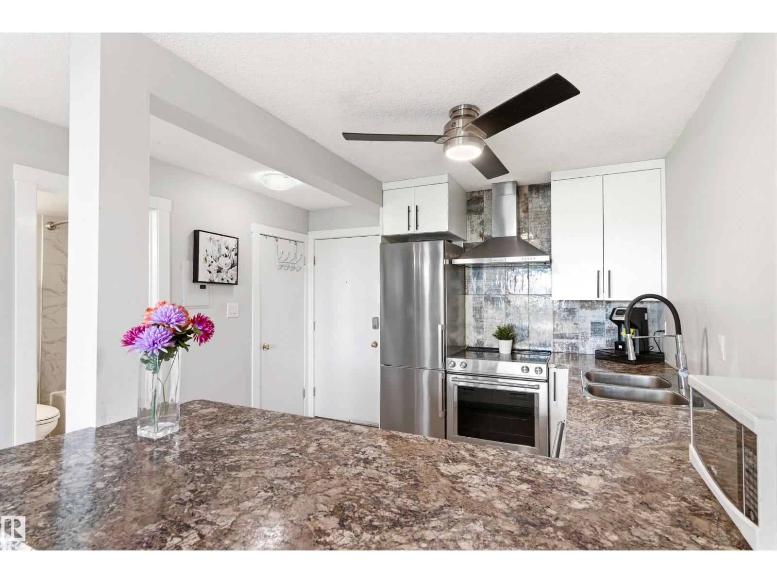 #105 10230 120 Street NW ST NW NW