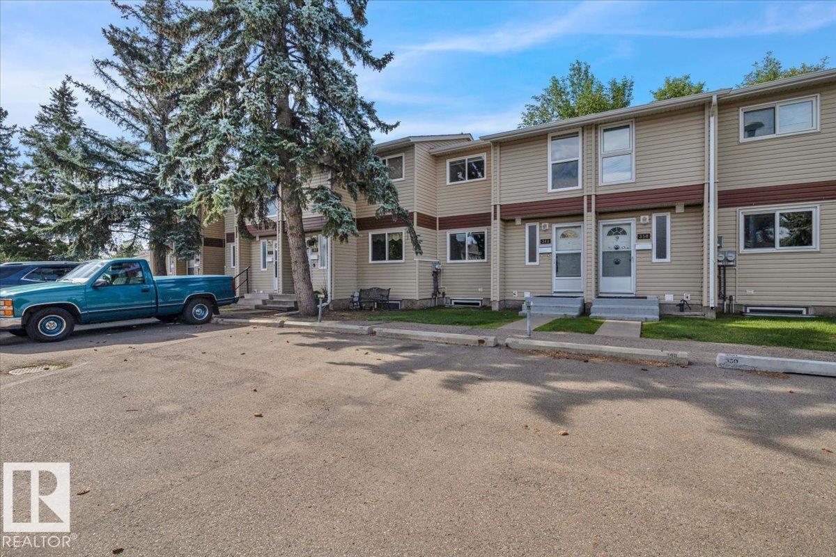 348 CLAREVIEW RD NW