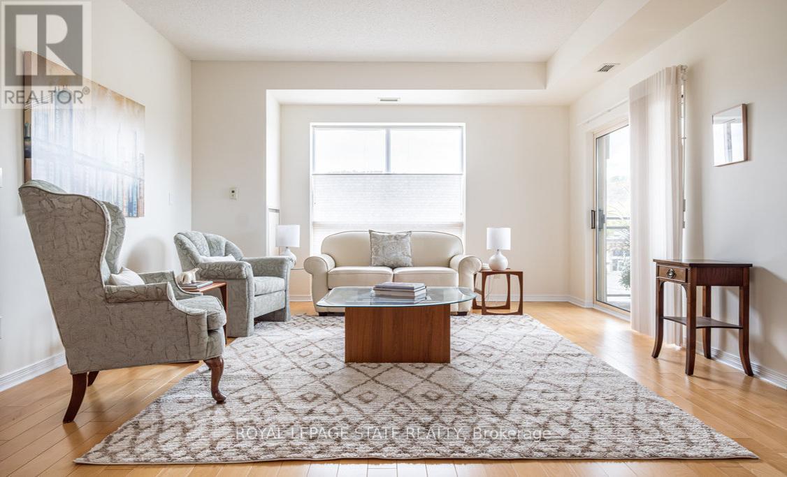 401 - 4000 CREEKSIDE DRIVE