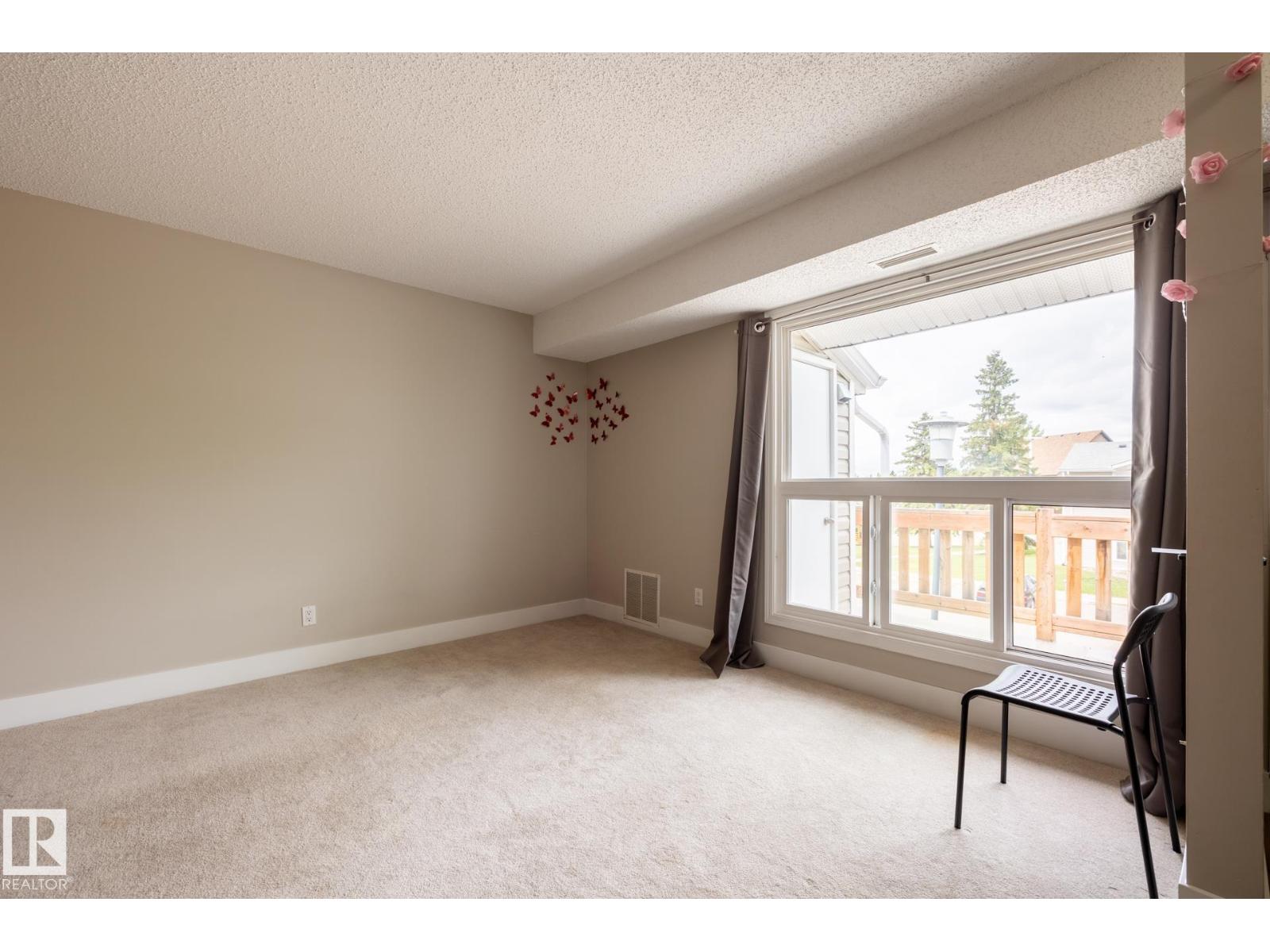 #8 2703 79 ST NW