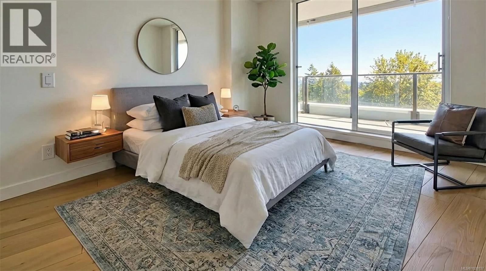 808 2000 Hannington Rd