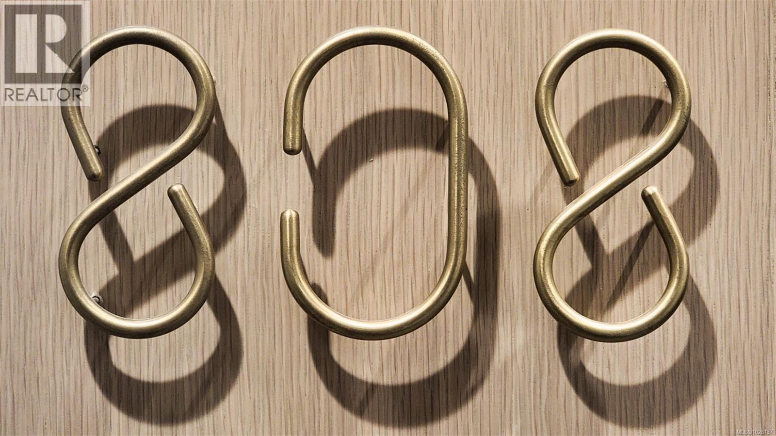 808 2000 Hannington Rd