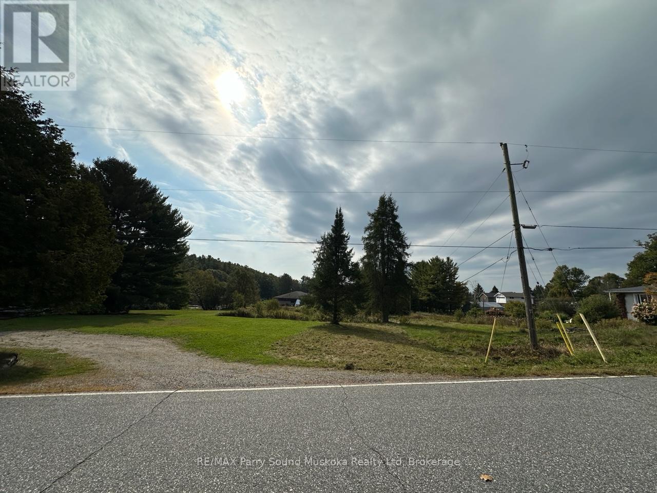 63 PINERIDGE DRIVE