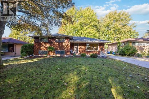 1133 Wilson DRIVE Sarnia ON N7S3J5