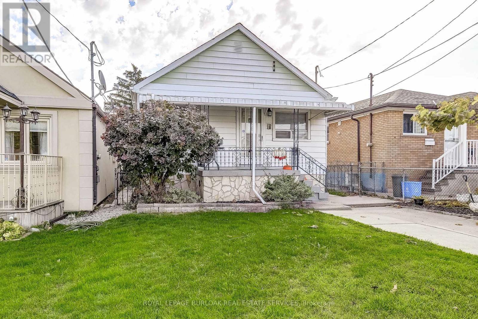 378 WAVERLY STREET