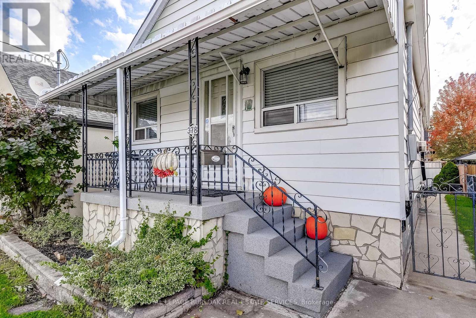 378 WAVERLY STREET