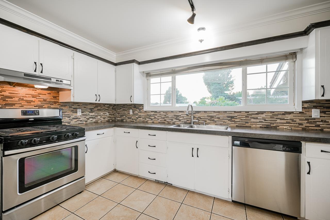 10042 FAIRBANKS CRESCENT|Fairfield Island