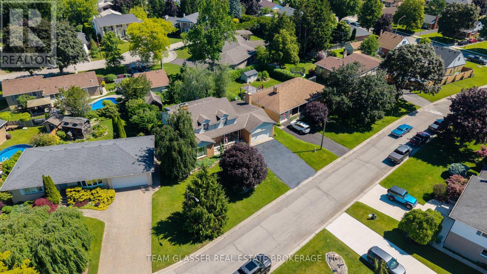 20 PARKVIEW DRIVE