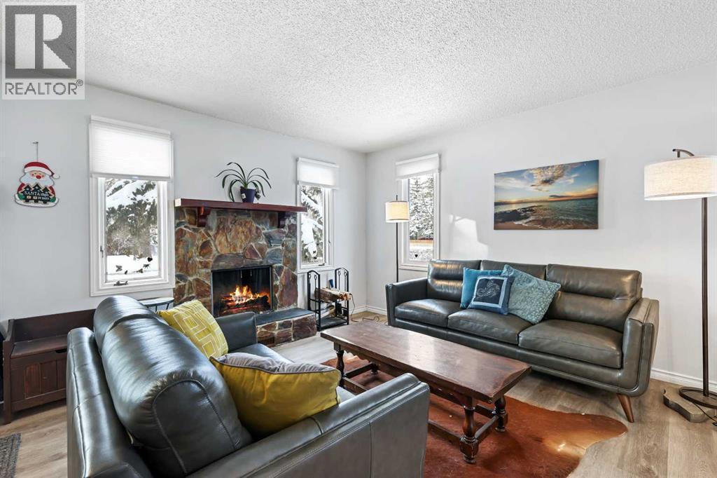 144 Flavelle Road SE