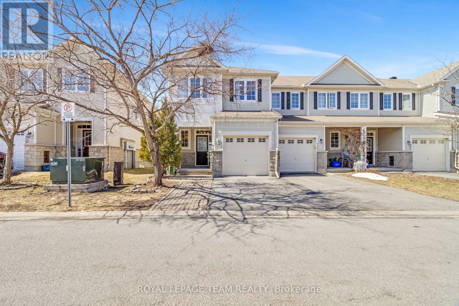 910 CALDERMILL PRIVATE W