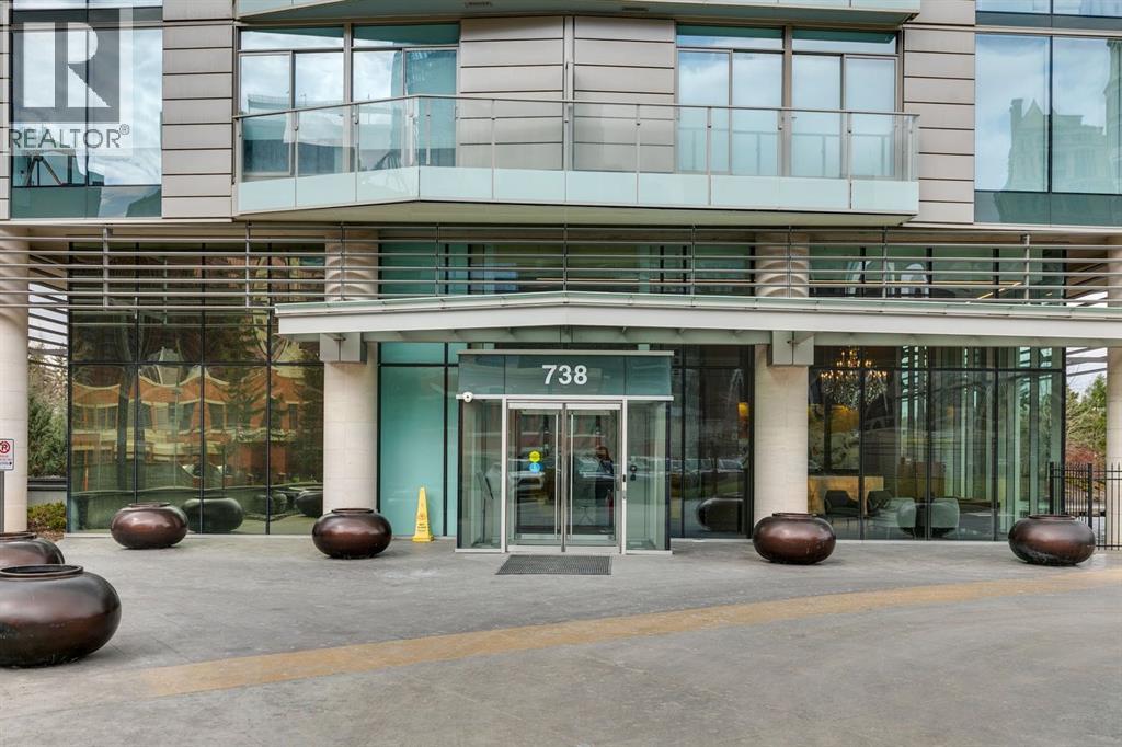 606, 738 1 Avenue SW