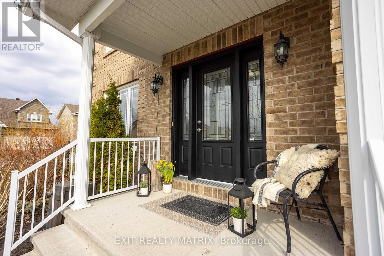 228 OLDE TOWNE AVENUE