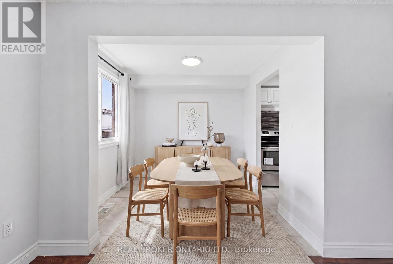 29 - 262 KENORA AVENUE