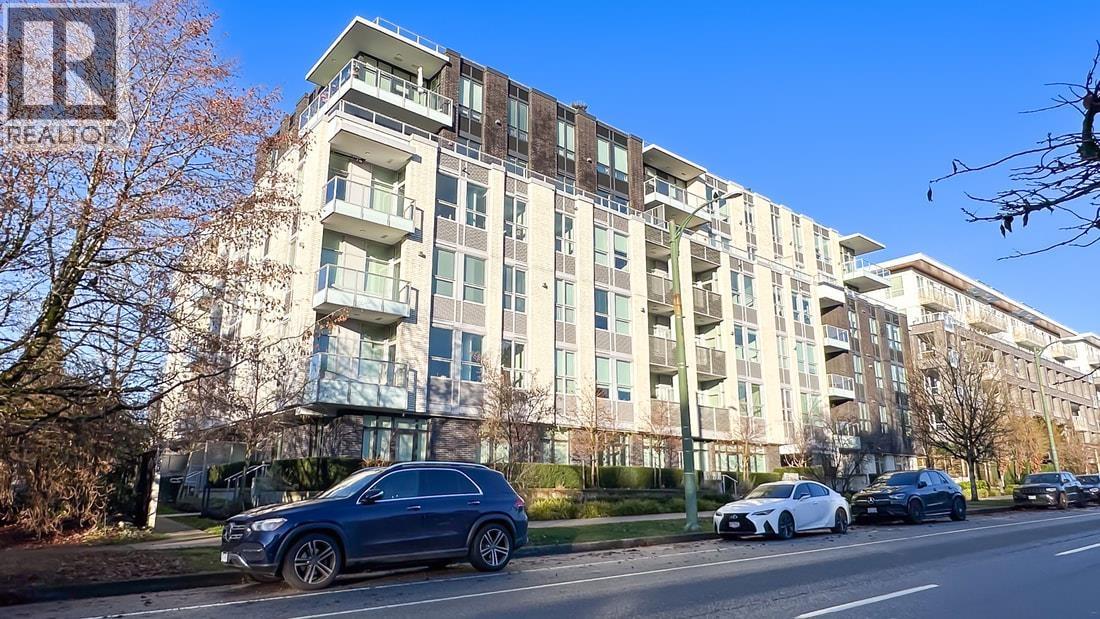 302 6733 CAMBIE STREET