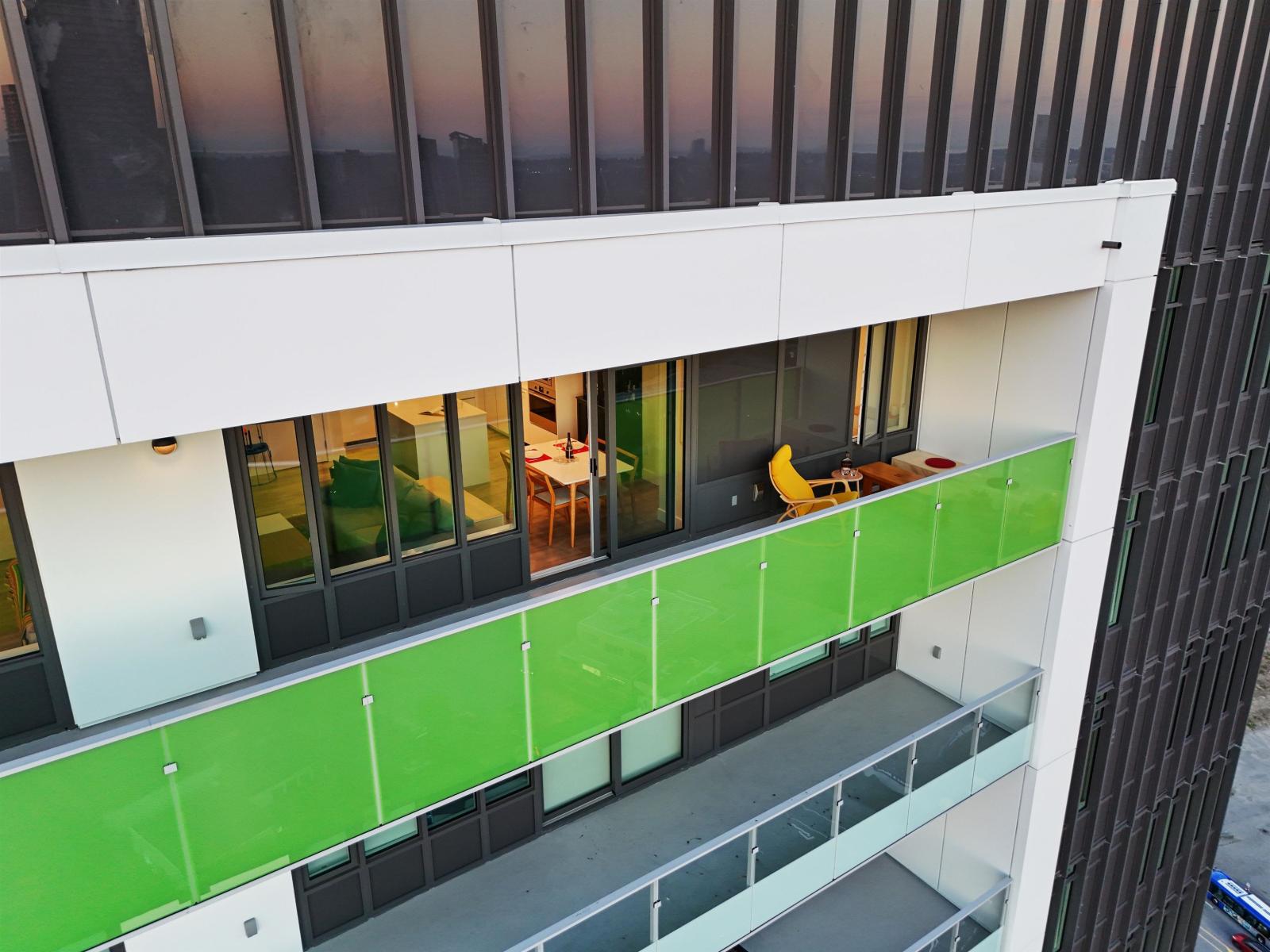 3102 10428 WHALLEY BOULEVARD