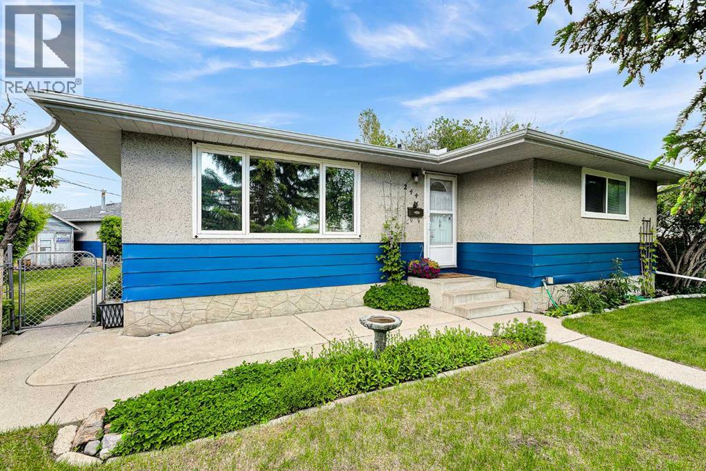 244 Travis Place NE