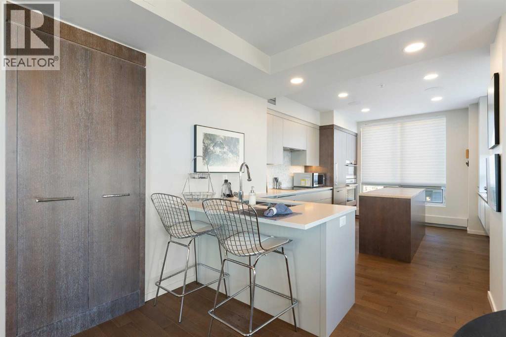 1004, 228 26 Avenue SW