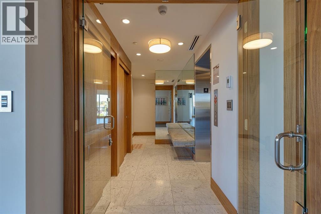 412, 738 1 Avenue SW