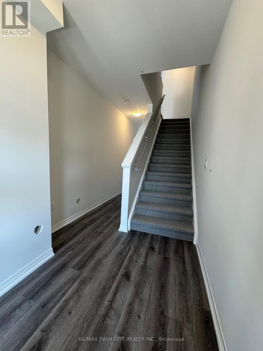 26 - 155 EQUESTRIAN WAY