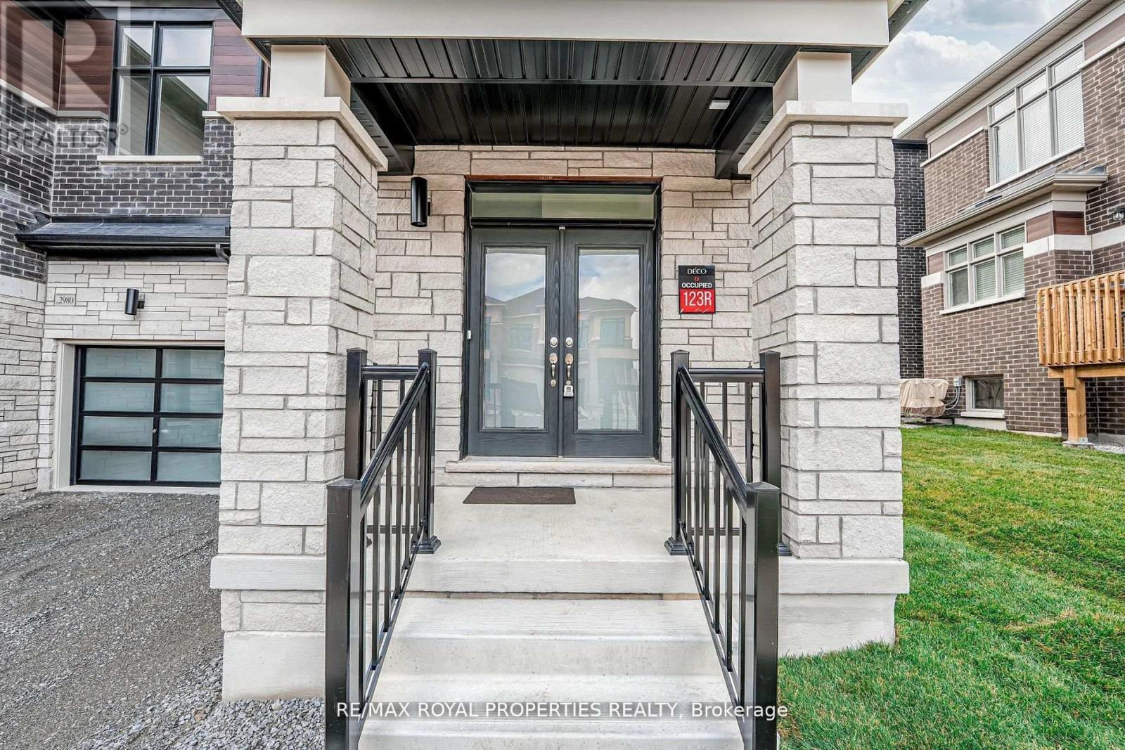 2982 SEAGRASS STREET