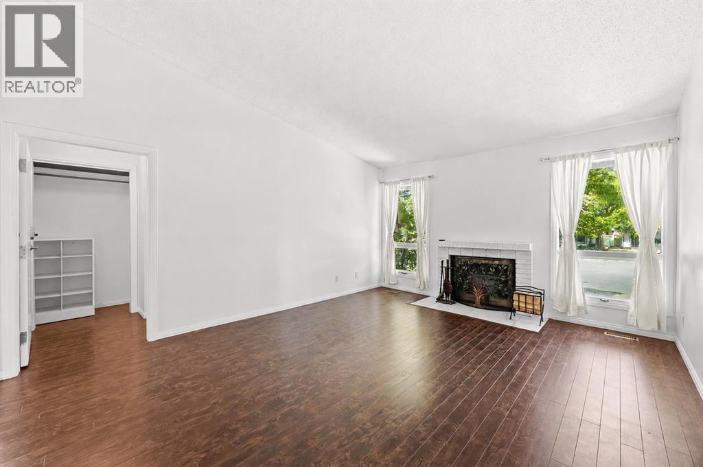 28 Templegreen Bay NE