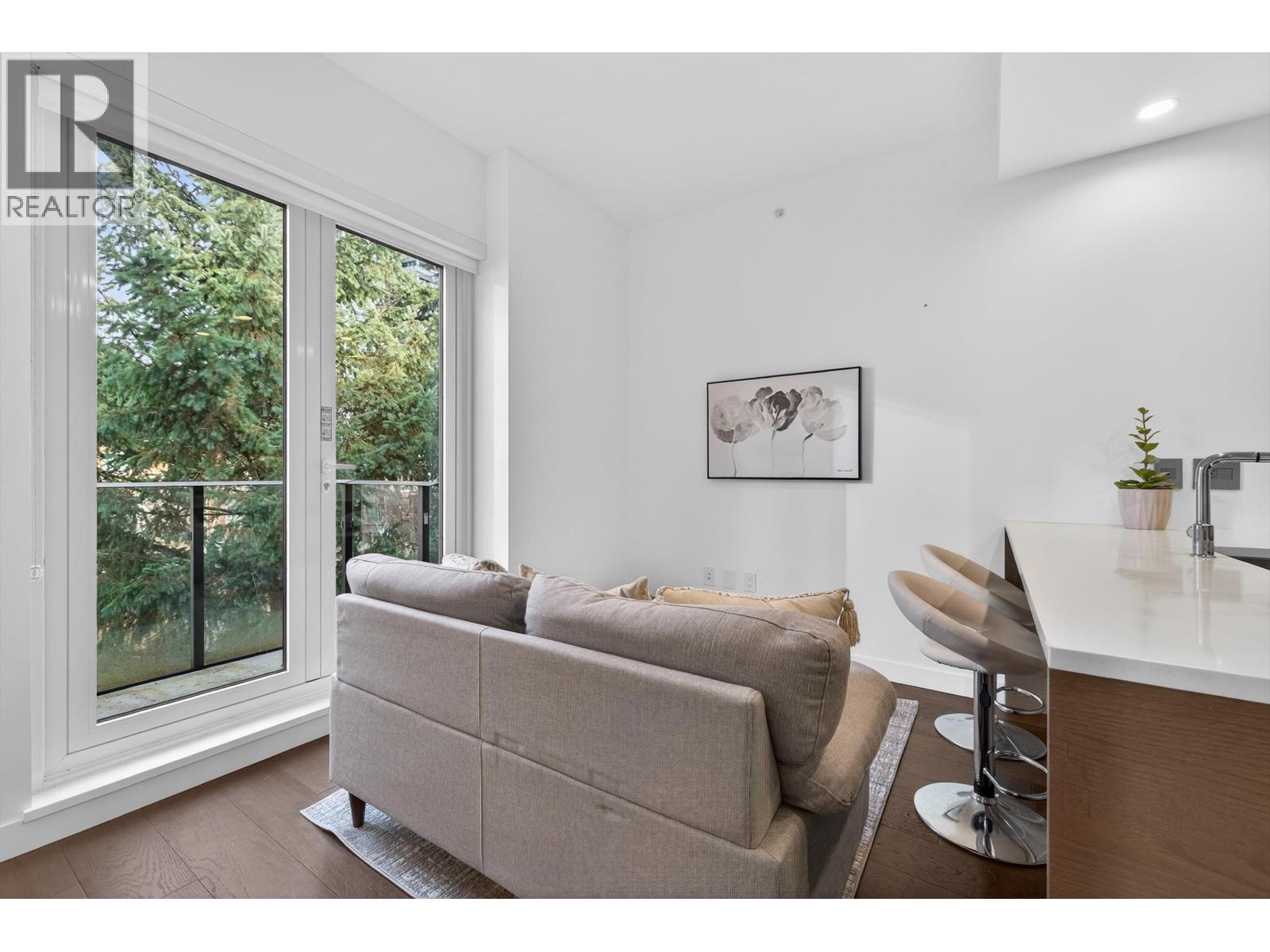 408 5681 BIRNEY AVENUE