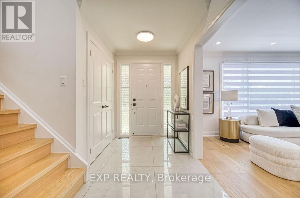 11 LILLIAN AVENUE