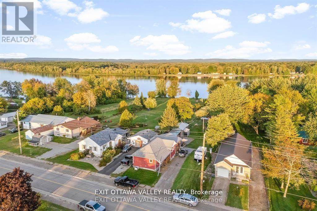 44 LACROIX BAY ROAD - Photo 2