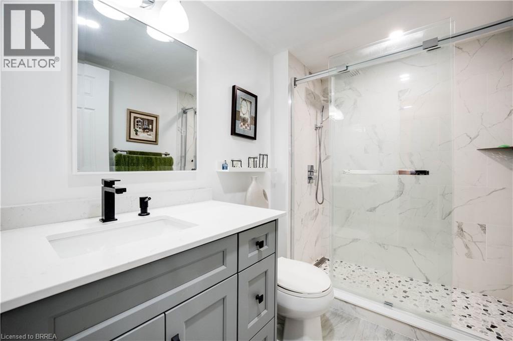9 BONHEUR Court Unit# 401