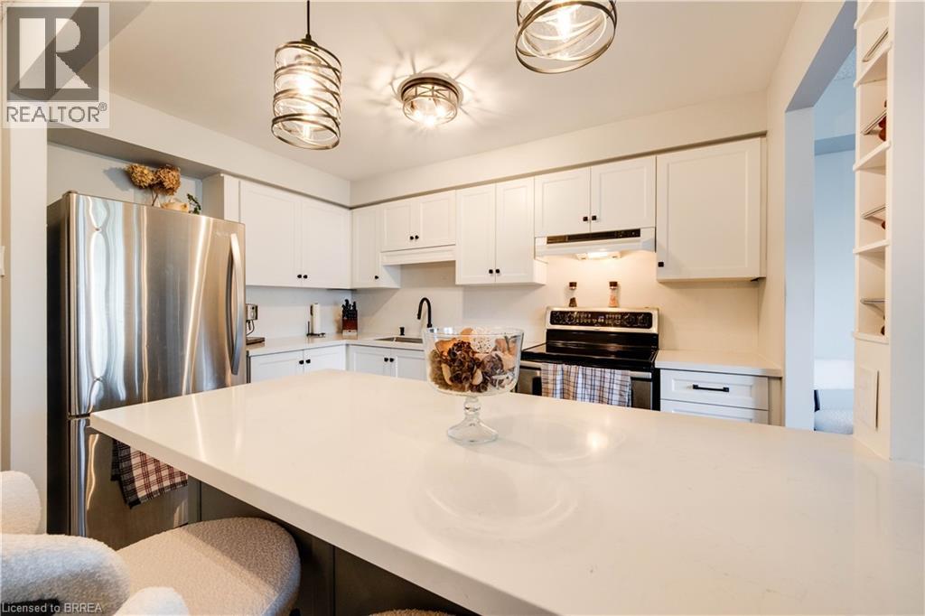 9 BONHEUR Court Unit# 401