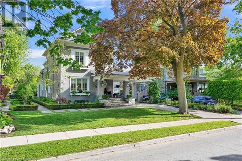 19 MAYNARD Avenue Kitchener ON N2H4Z6