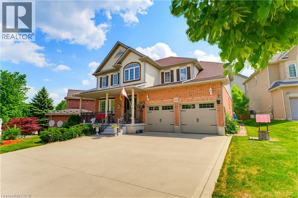 805 MUNICH Circle