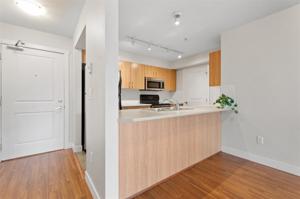 108 45555 YALE ROAD|Chilliwack Proper South
