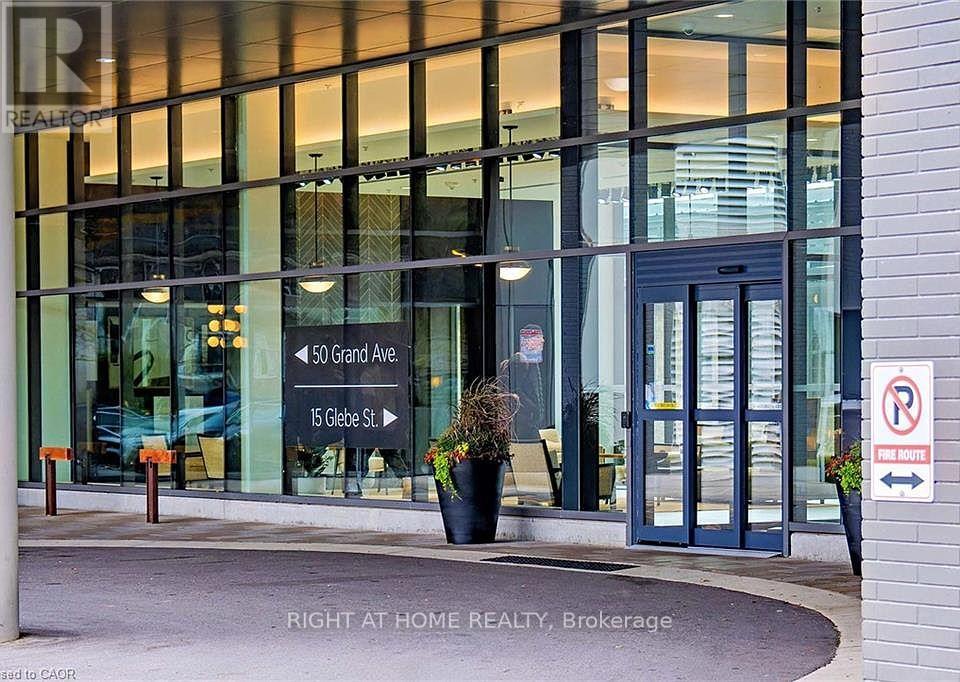 1504 - 15 GLEBE STREET