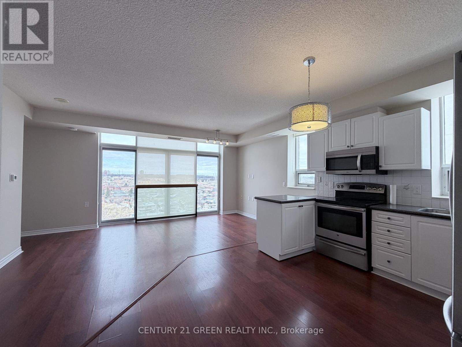 1103 - 200 BURNHAMTHORPE ROAD E