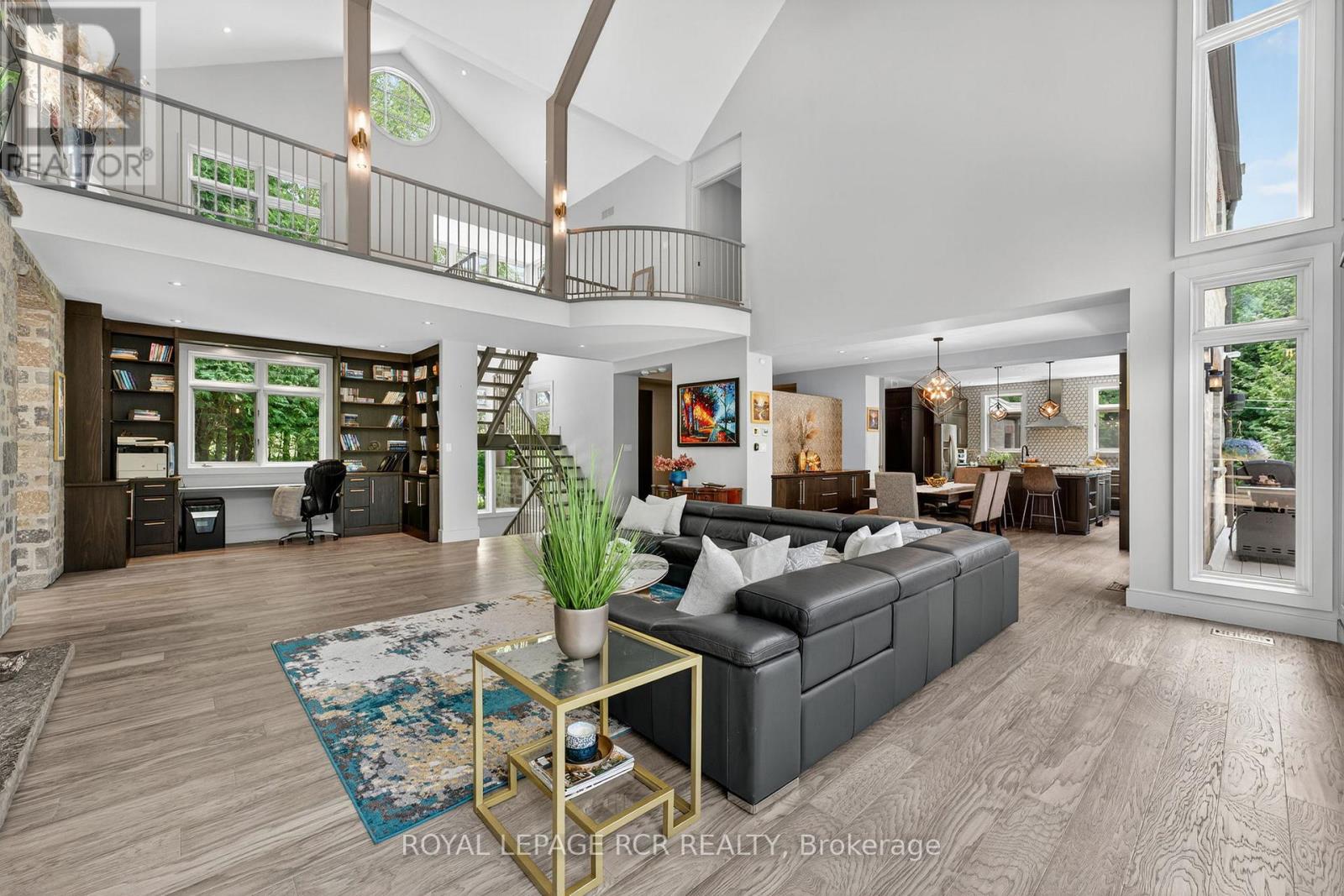 18 MOUNT HAVEN CRESCENT
